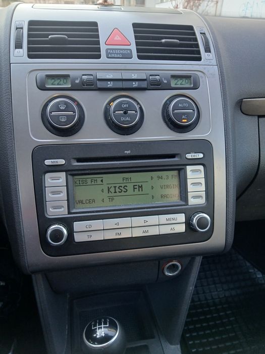 Volkswagen touran 2008 1.6 benzina