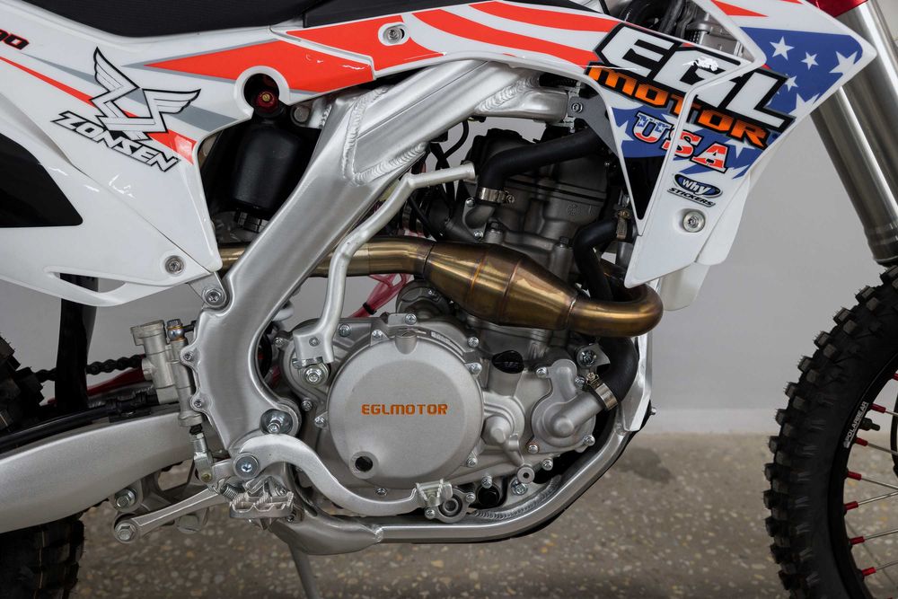 Мотоцикл EGL Harbin 300