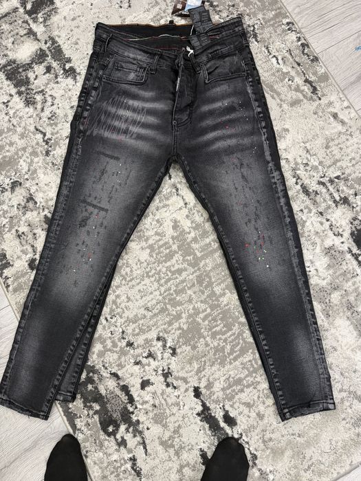 DSQUARED2 Diverse modele blugi   Calitate superioara