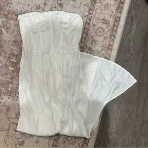 zara rochie corset satin alb XS noua lunga midi pietre cupe fara brete