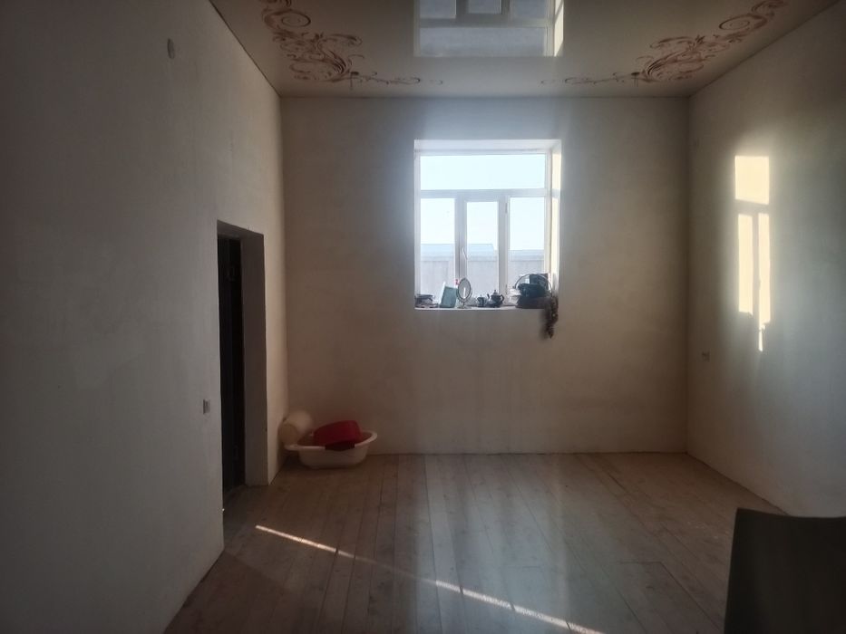 Жой сотилади  телесентр йонида