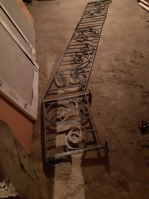 Vand Balustrada/mana curenta