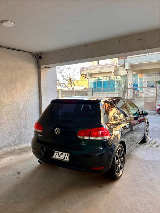 W Golf 6 din 2011 motor 1.6 motorina EURO 5