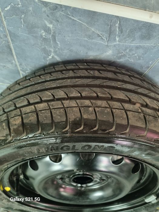 Продаётся  абсолютно новый