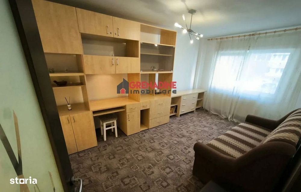 Apartament 2 Camere Decomandat - Parcare Proprie - Zona Racadau