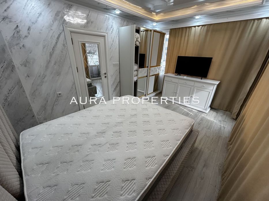 Дава се под наем Двустаен апартамент в Разград, Център - 75 кв.м за 433.5 € - Снимка #7