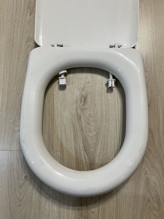 Сиденье для унитаза НОВОЕ