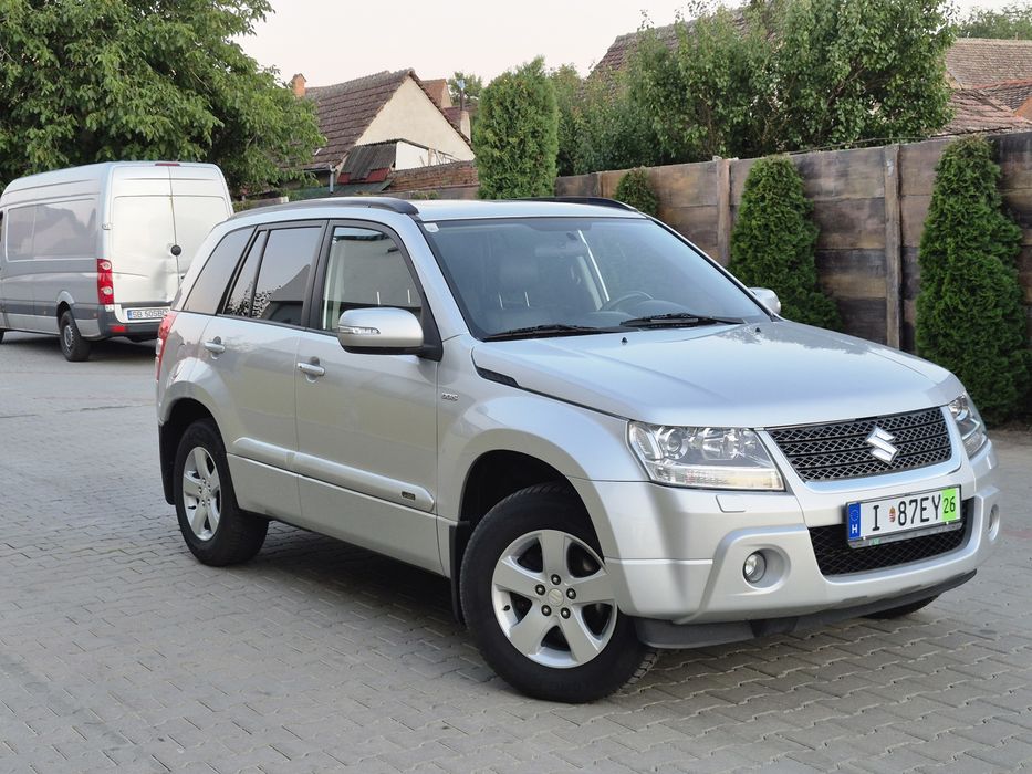 SUZUKI Vitara 2010 — imagine 3