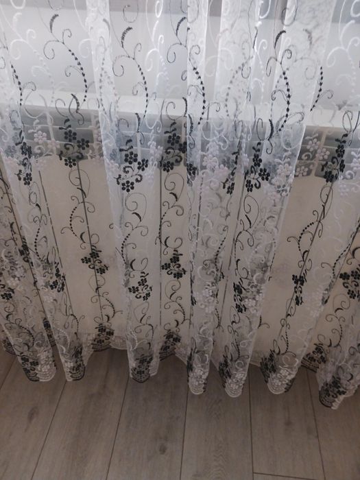 Vând set perdea și draperii!