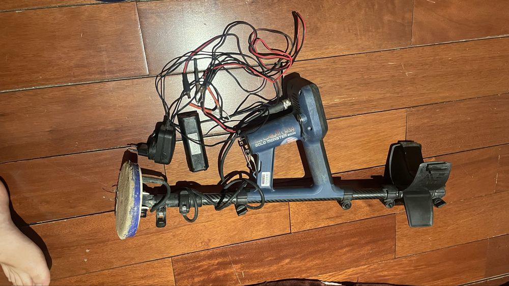 Металлоискатель Minelab gold monster 2000