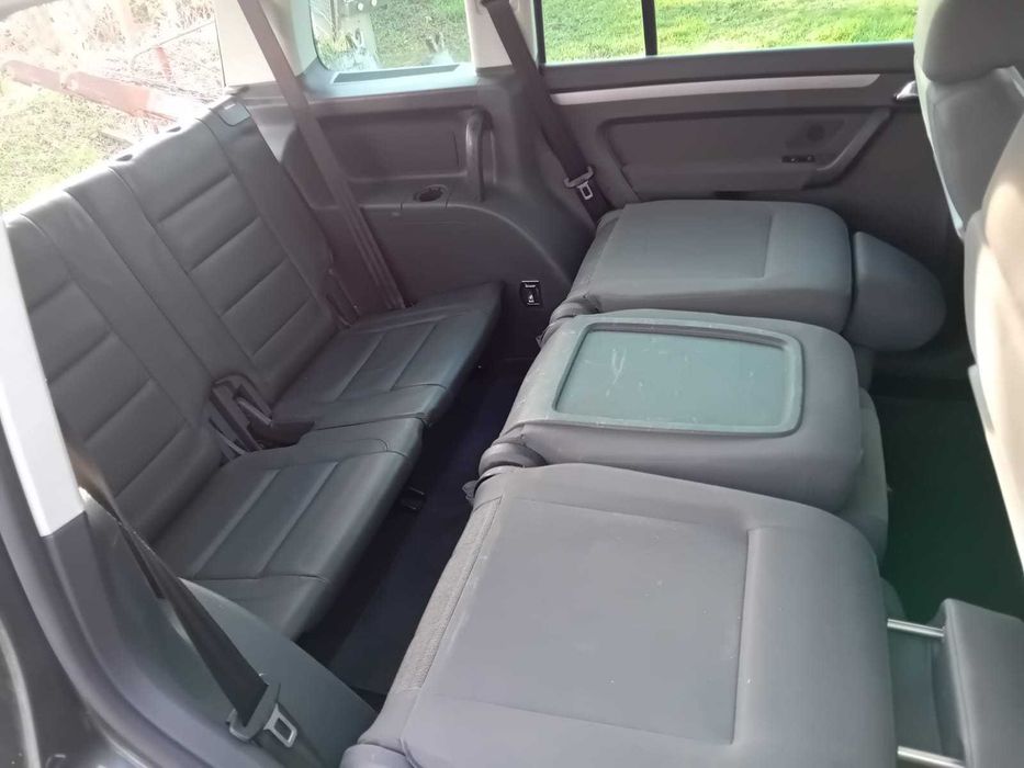 Volkswagen Touran 2.0 TDI 7 locuri recent inmatriculata