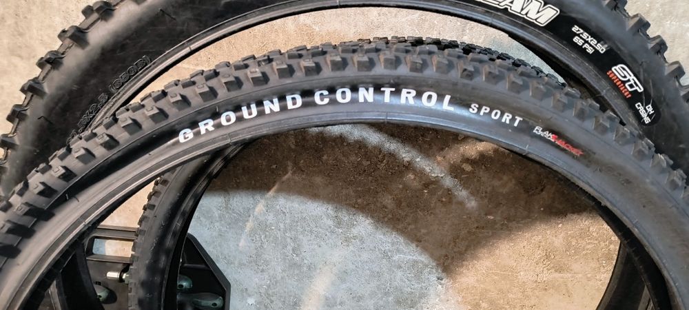 ЧИСТО НОВИ ВЪНШНИ ГУМИ 27.5 !!! Maxxis, Specialized
