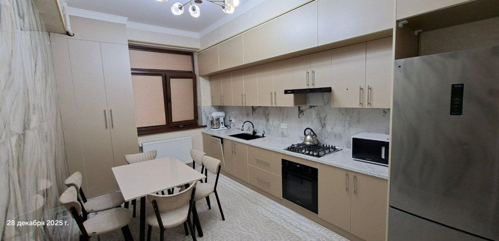 Продается своя квартира 4/2/10. 123кв