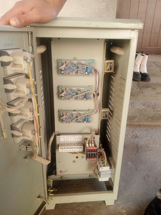 Стабилизатор Delixi sjw 9kva