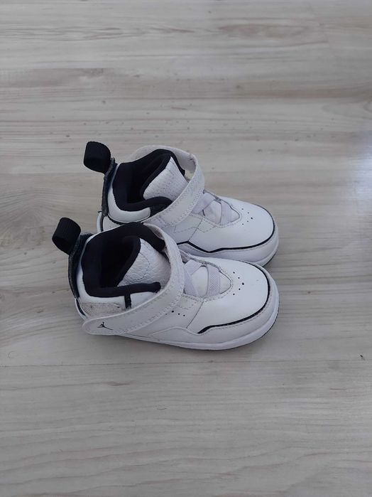 Детски маратонки Nike Jordan