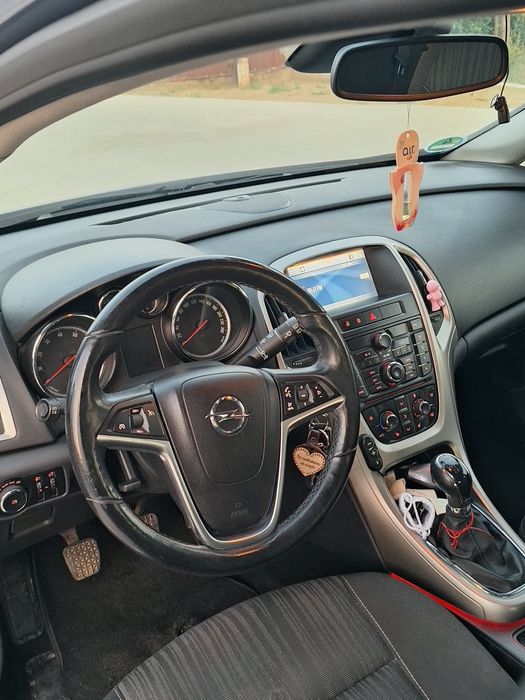OPEL Astra 2010 — imagine 5