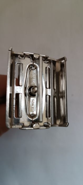 Класическа самобръсначка Gillette Slim Adjustable