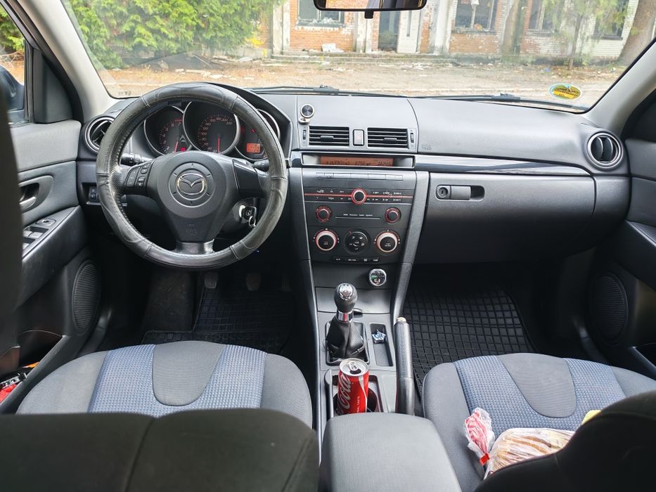 Vând Mazda 3 1.6 benzină 2005