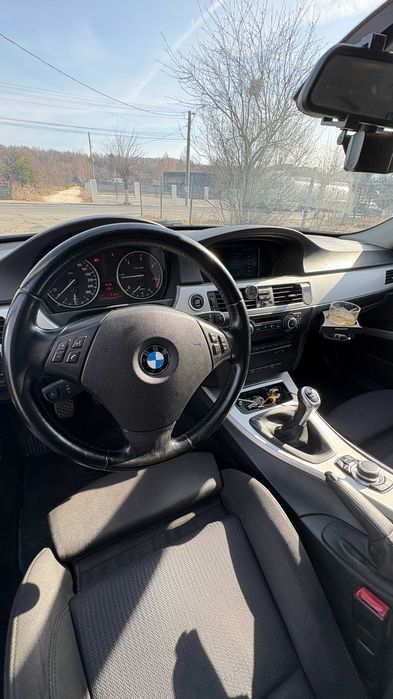 BMW 320 D 2010 , functioneaza impecabil.