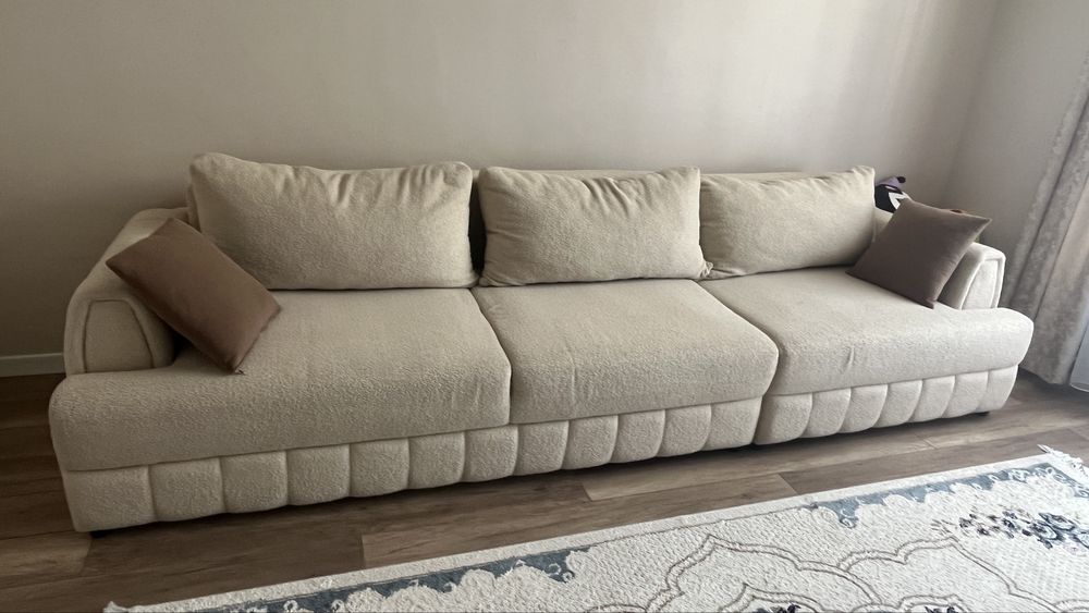 Продам диван в очень хорошем состоянии