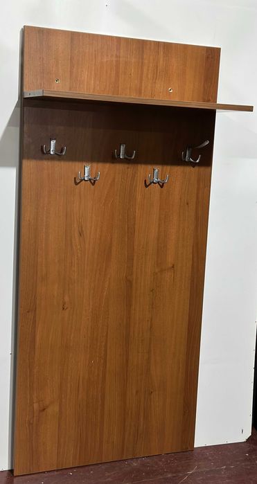 Cuier solid de perete; Cuier 150x70 cm cu agatatori