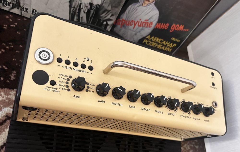 Комбоусилитель гитарный YAMAHA THR10II