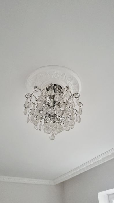 Люстра в отличном состоянии