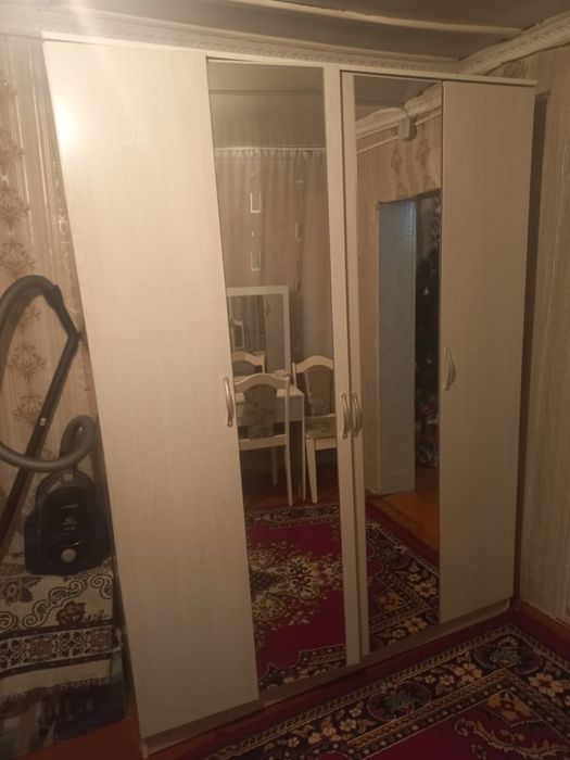 Спальный гарнитур