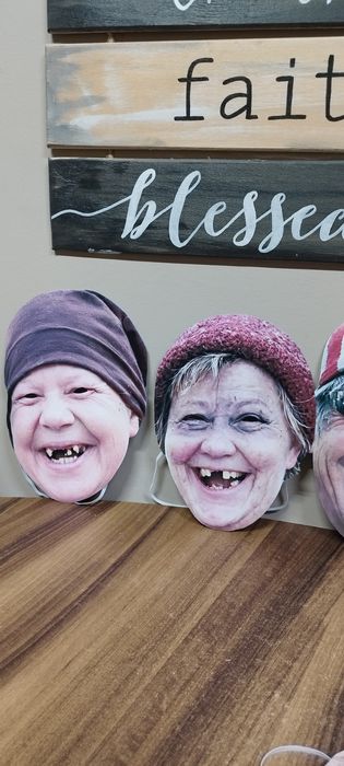 Картонные маски на заказ