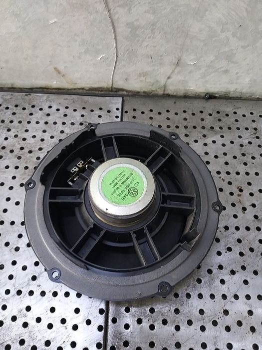 Boxa audio stanga fata vw golf 5 1k 1k0035454k