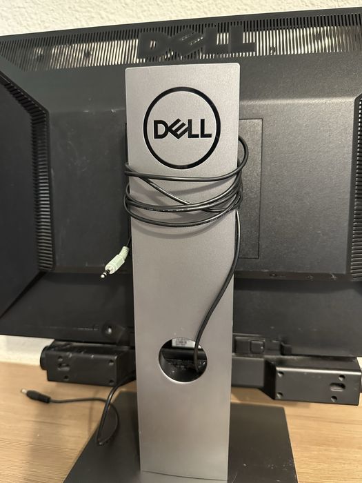 Monitor Professional Dell 22 P2210 cu soundbar Dell AX510