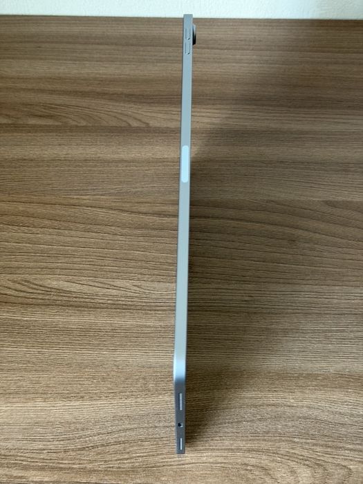 iPad Air 4 64GB СРОЧНО!