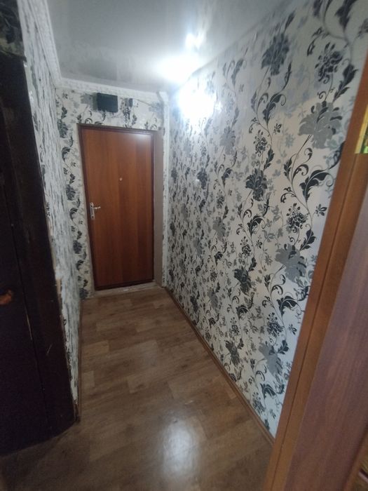 Срочно продам двухкомнатную квартиру