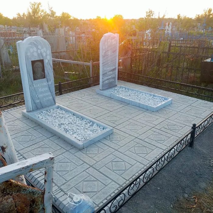 Ескерткiштер. Памятники