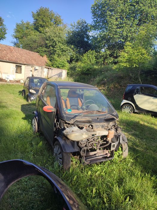Vând piese Smart fortwo