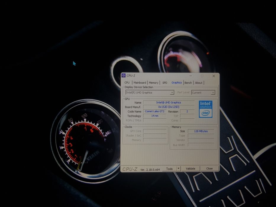 Laptopul Huawei MateBook D15
