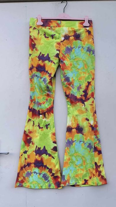 Adidas уникална дамска долница нова оригинална Л размер