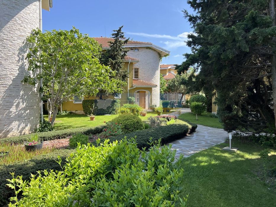 Продава се Двустаен апартамент в Созопол - 62 кв.м за 905 €/кв.м - Снимка #6