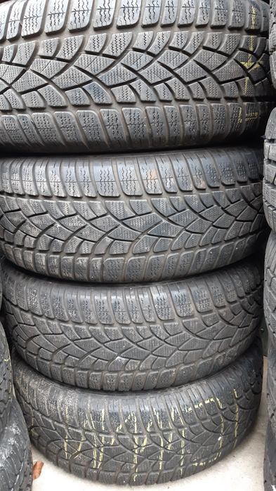 4 anvelope 225/55r17 iarnă marca Dunlop preț  240 lei bucata
