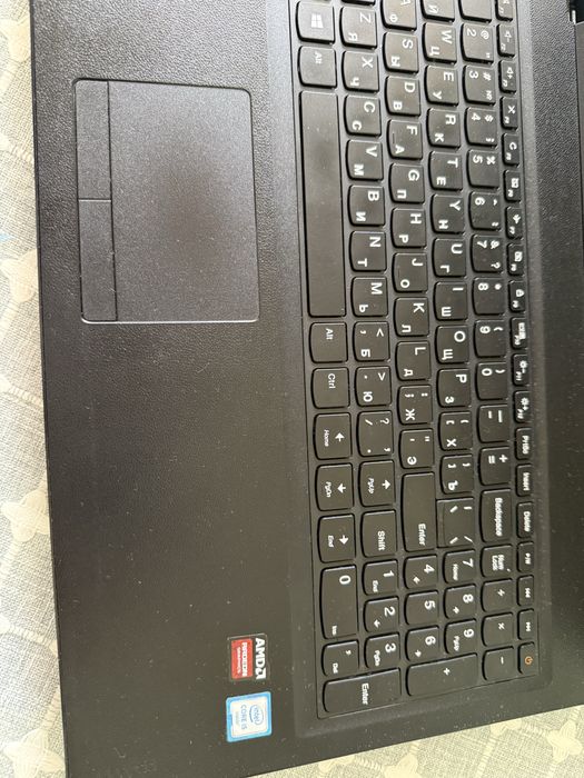 Lenovo noutbook, srochno sotiladi