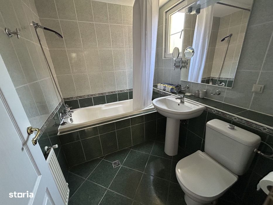 Resedinta 5 camere, cu Padure Privata, Paradisul Verde, teren 1735mp