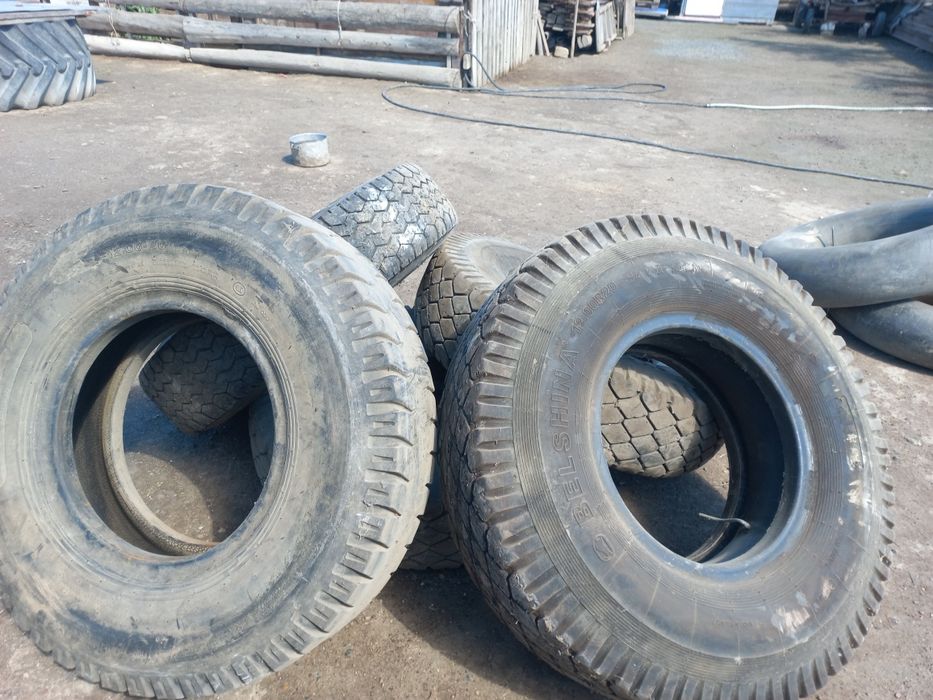 Продам   покрышки   12.00 R 20