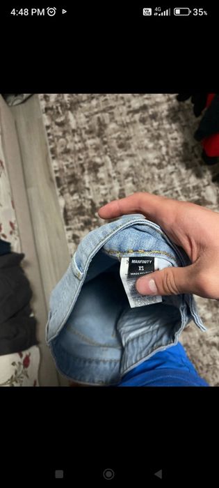 Blugi noi, brand Shein
