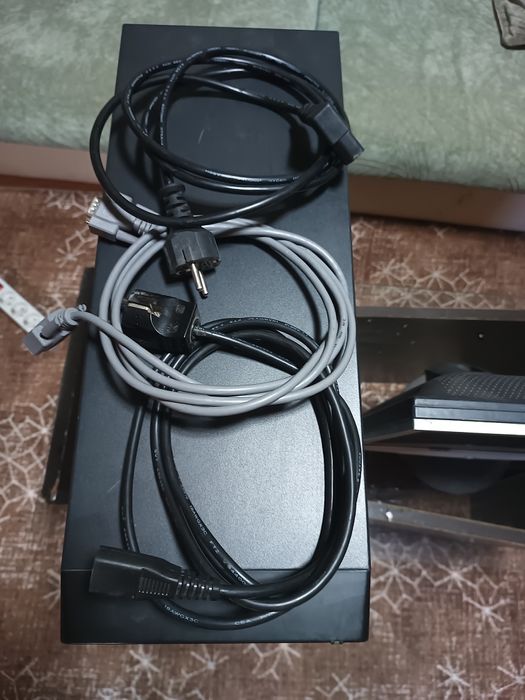 Компютър с монитор