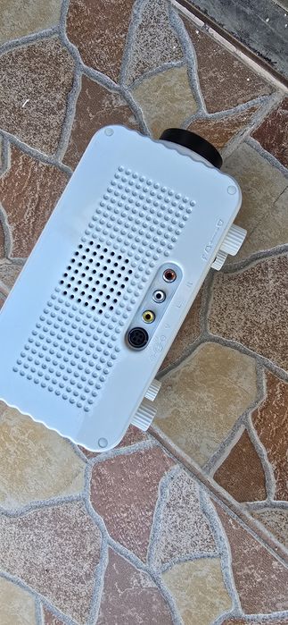 Videoproiector si ecran