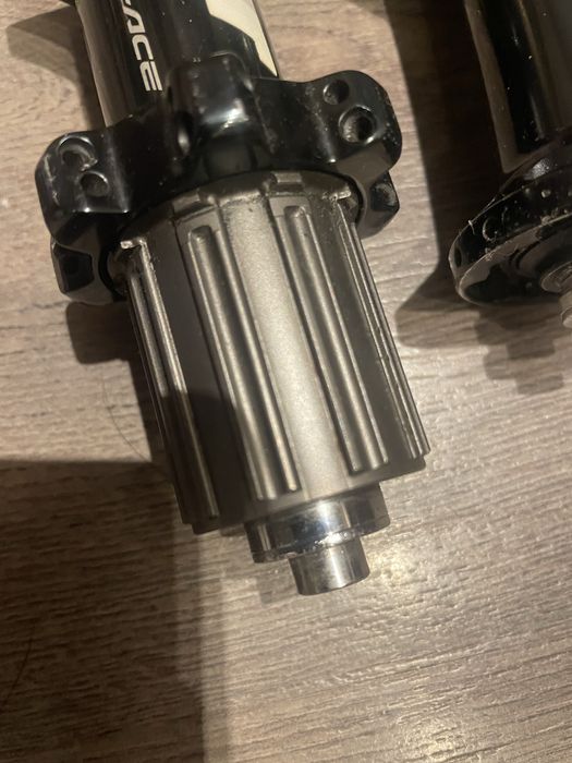 главини комплект Dura Ace