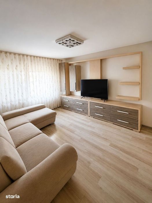 Apartament 4 camere -Zona Ioșia