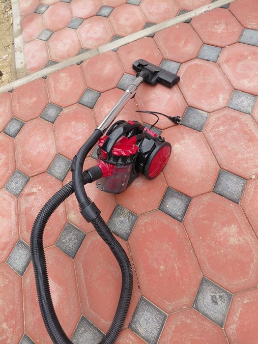 Пелосос сатам жасап тур