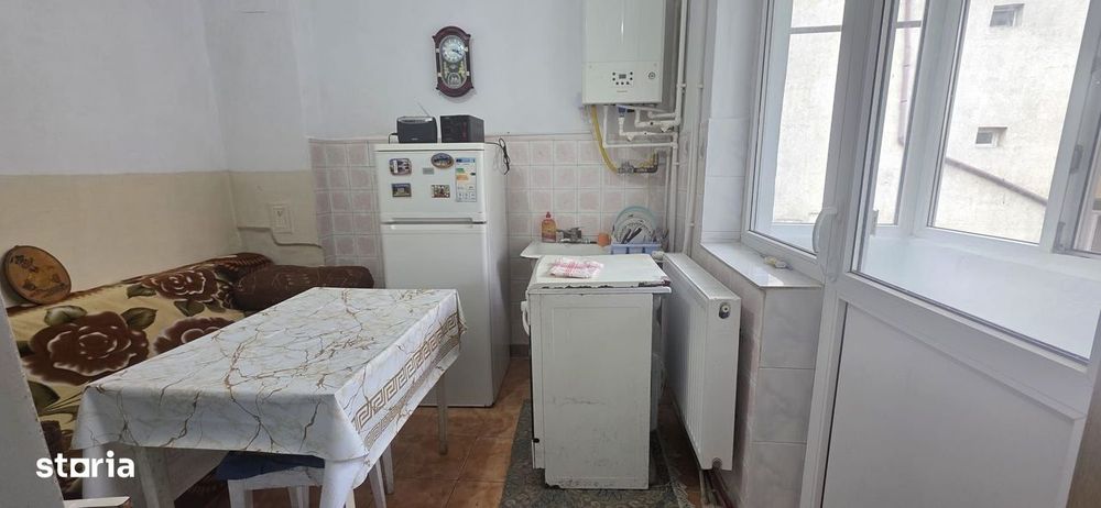 Ocazie ! Centru Piata Unirii 2 Camere 2 Balcoane Etaj 1 Boxa 76.500 E