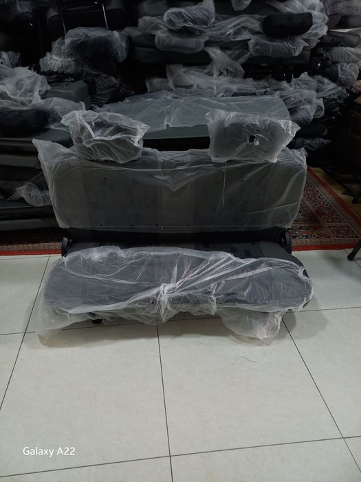 Дамас.  Сидения   Янги